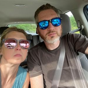 Meet your Posher, Joy